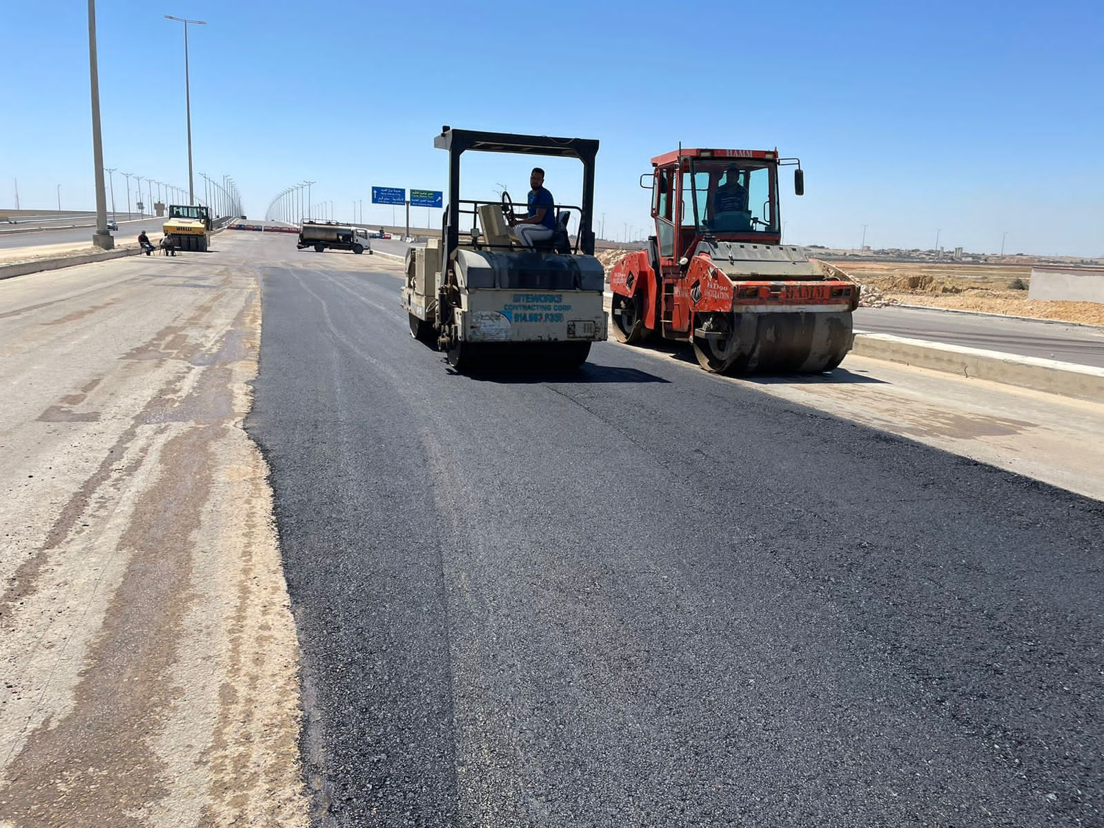 استكمال رصف محور كليوباترا الرابط بين برج العرب الجديدة والساحل الشمالي